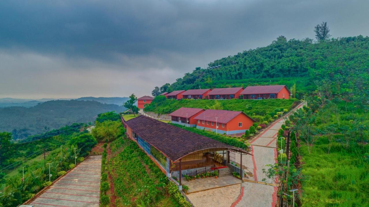 The Estate Resort , Mangalore Mudbidri Dış mekan fotoğraf